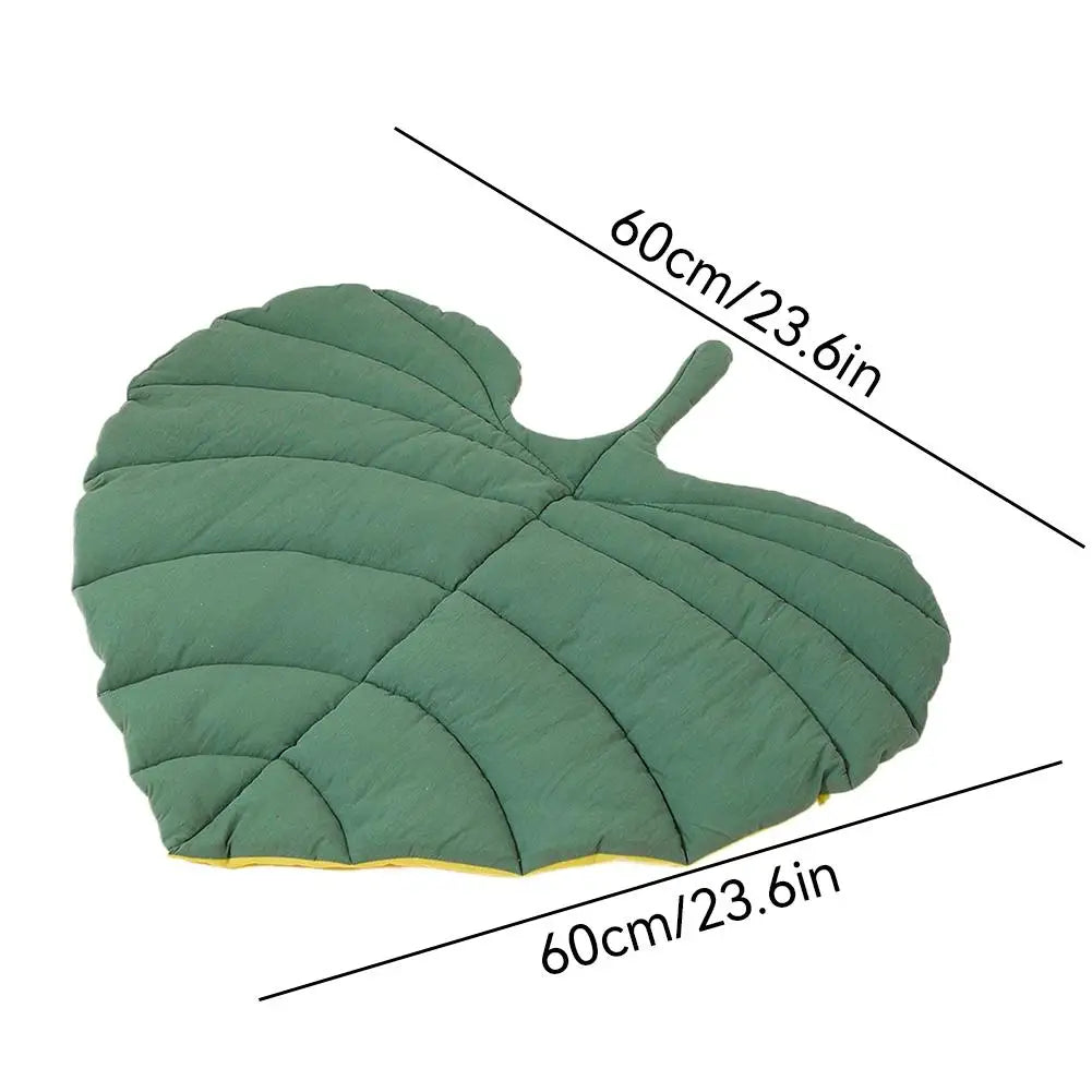 Leaf‑Shaped Pet Sleeping Mat 4‑Season Soft Quilted Cat Dog Bed Pad Room Decor Floor Rug Washable Puppy Kitten Floor Cushion