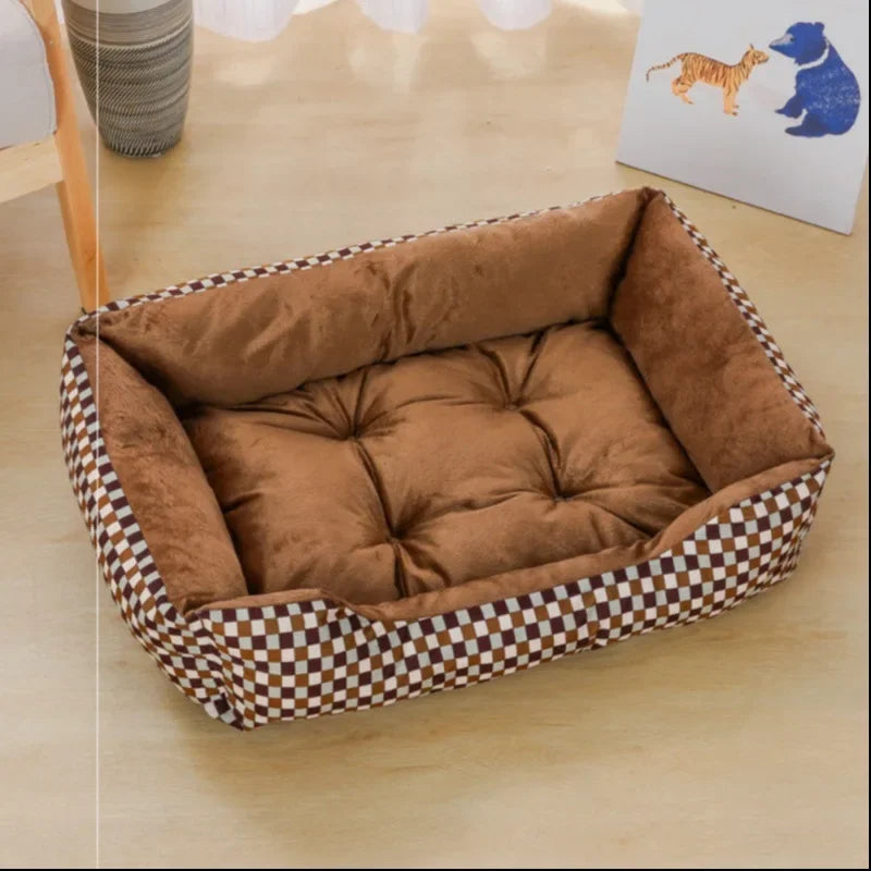 Lit canapé carré en peluche apaisant pour petits et moyens chiens et chats — maison confort