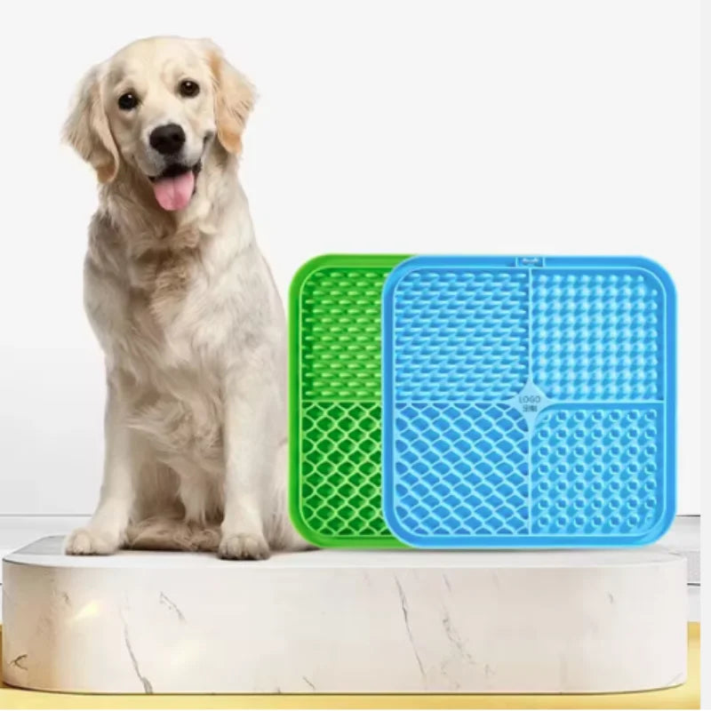 Tapis à lécher en silicone pour chien – Alimentation lente, distraction bain, ventouse