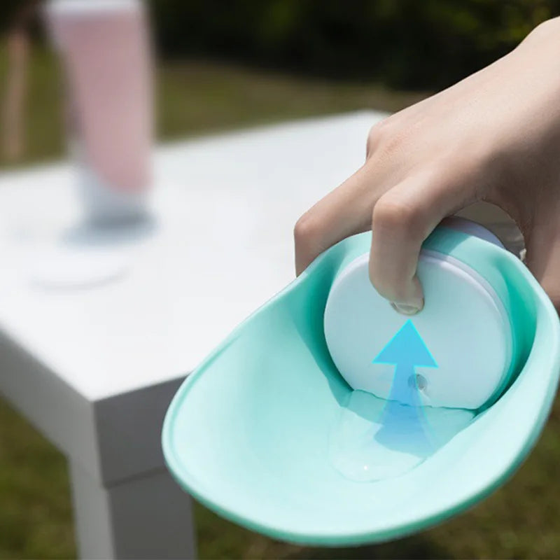 Gourde 2 en 1 portable pour chien avec bol pliable — petits et grands chiens