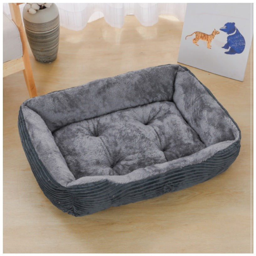 Lit canapé carré en peluche apaisant pour petits et moyens chiens et chats — maison confort